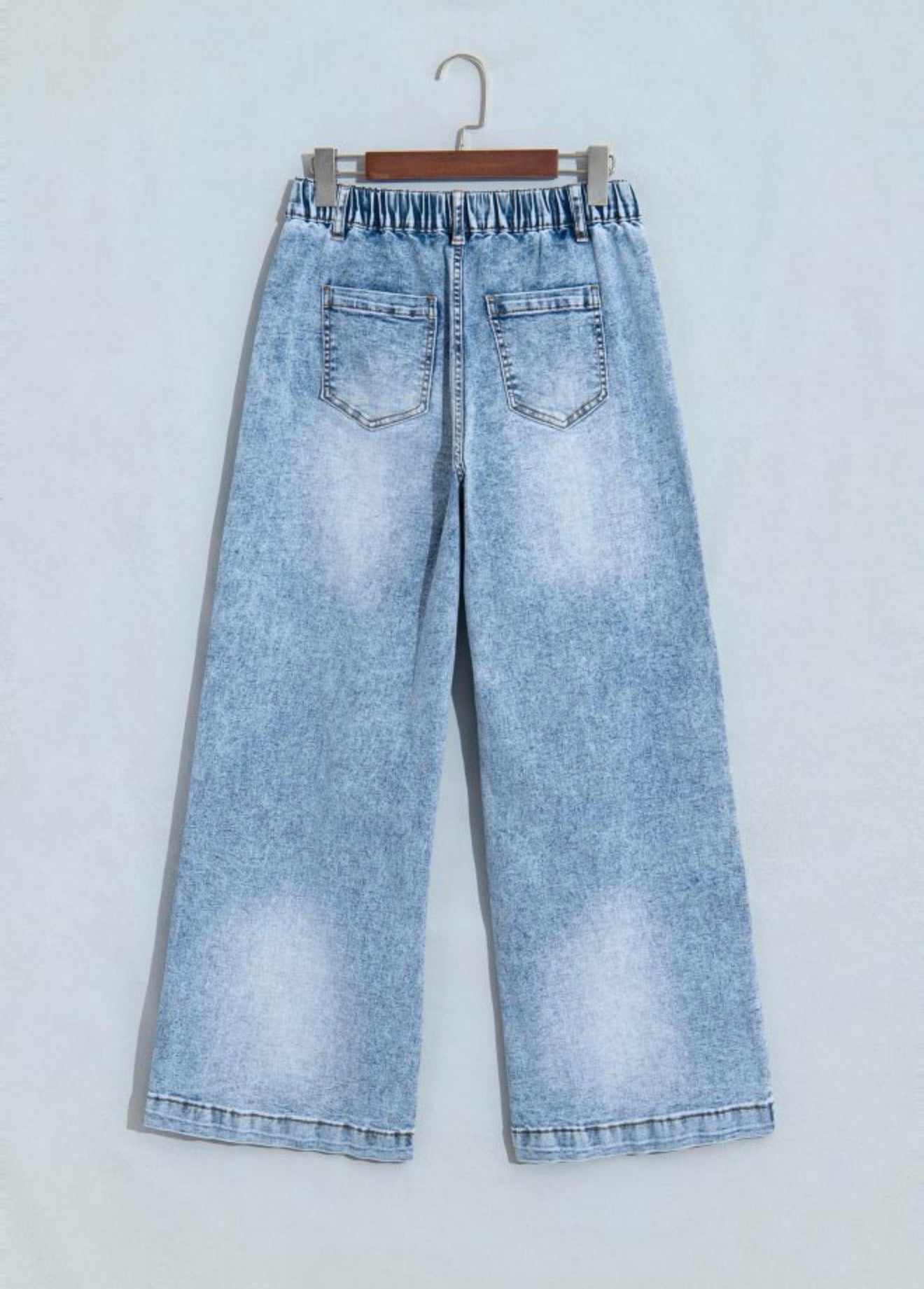Studded Wide Leg Pocketed Jeans