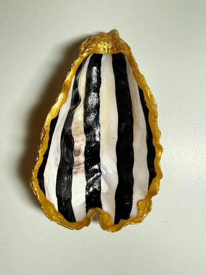Oyster Jewelry Holder