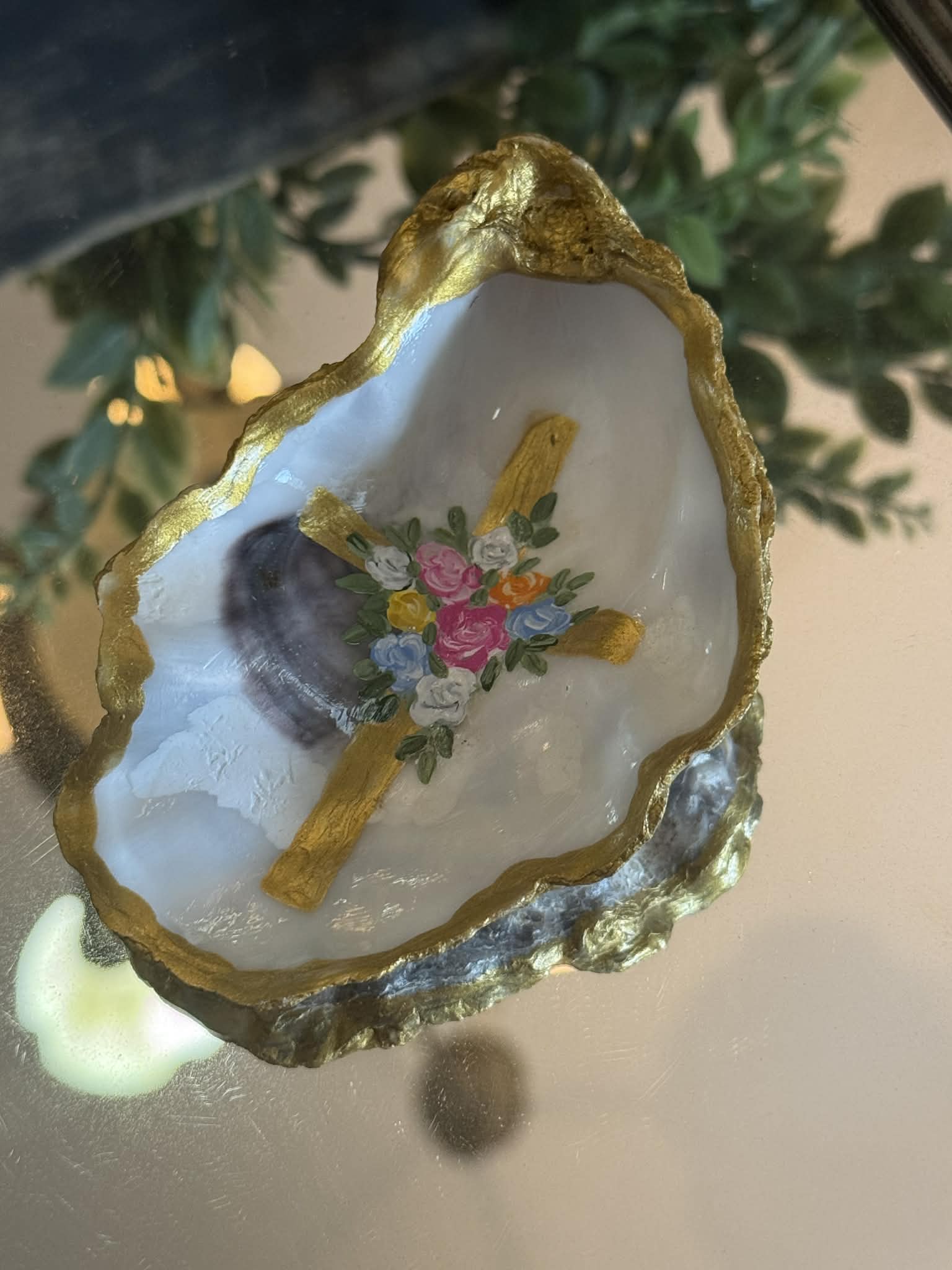 Oyster Jewelry Holder