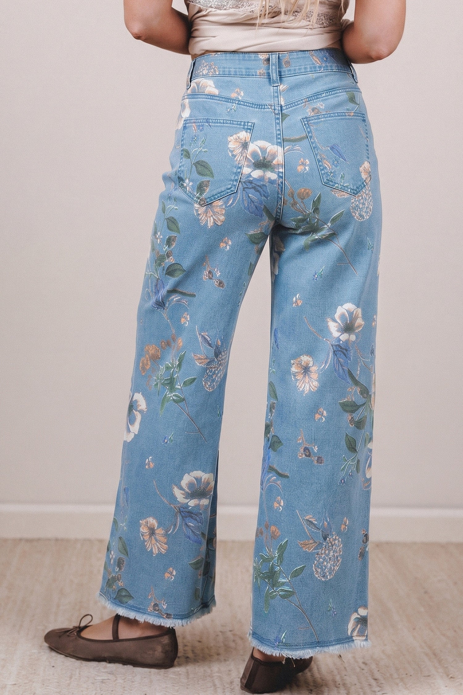 Retro Floral Frayed Hem Jeans
