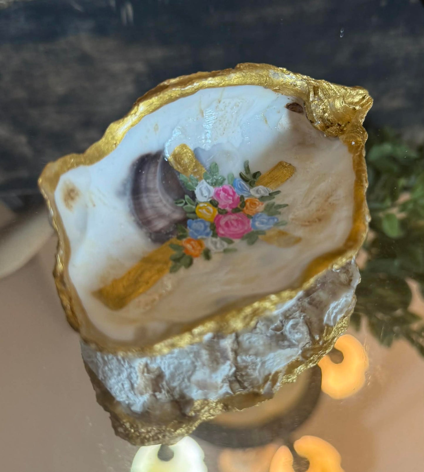 Oyster Jewelry Holder