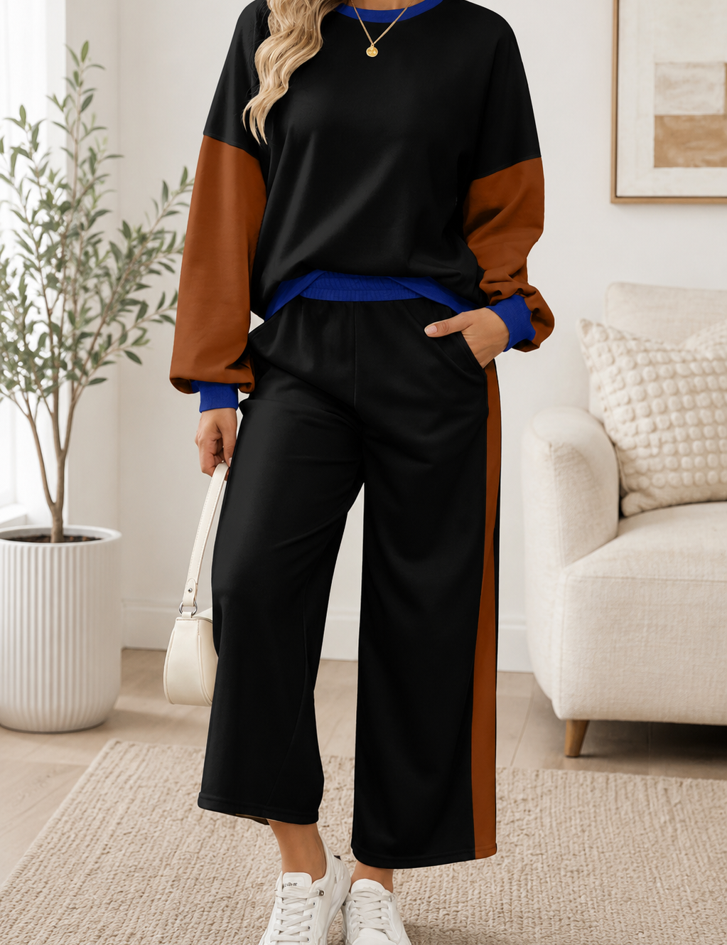 Black_Pullover_Set_69699816-c054-45b1-aa53-37a2e4542e16.png