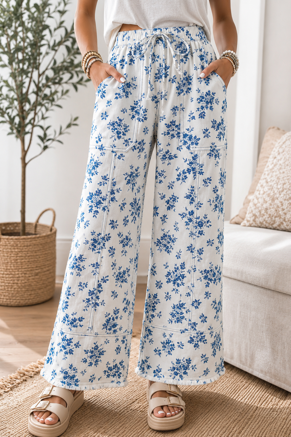 Blue_Floral_Straight_Leg_Jeans.png