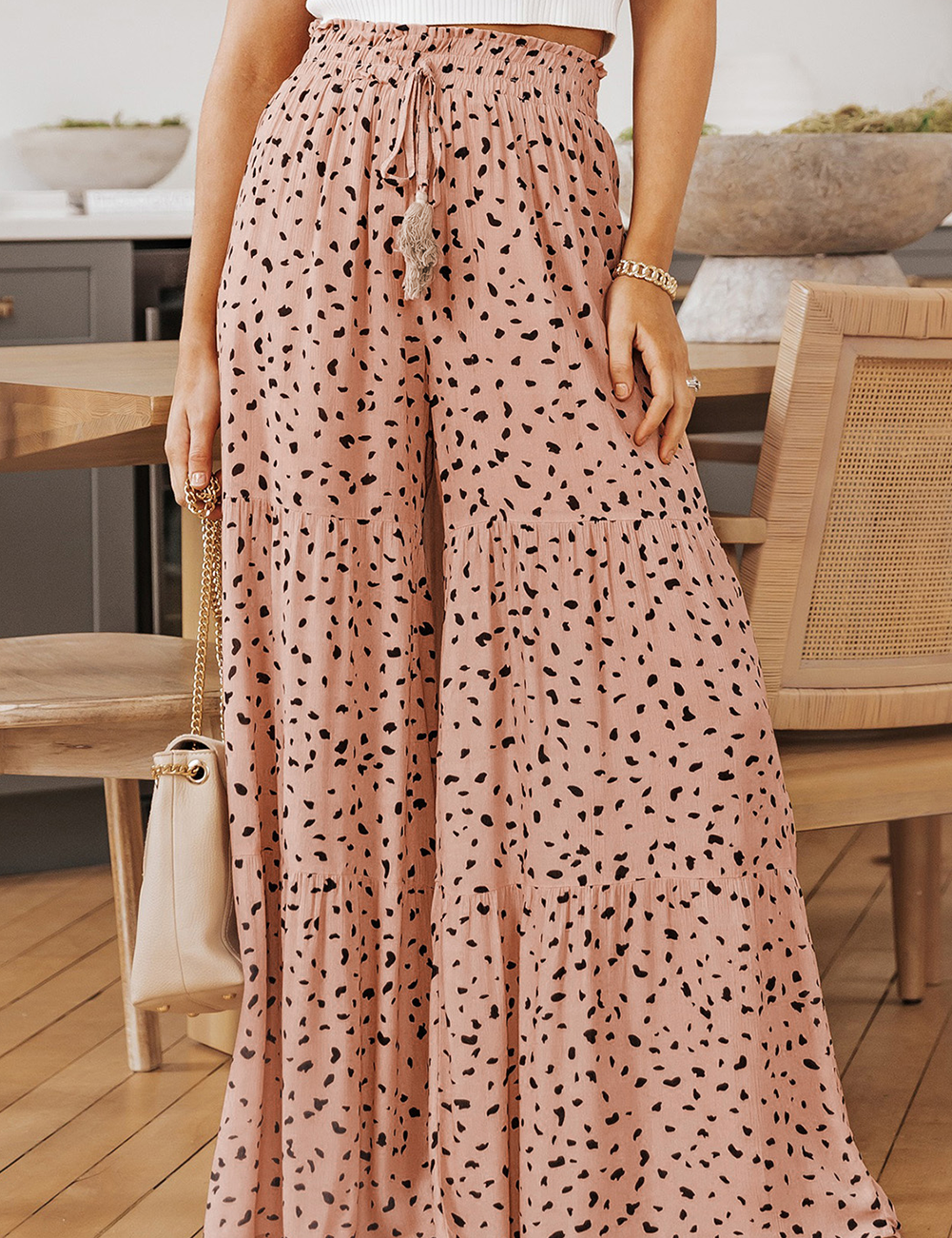 Brown_Dalmation_Pants.png