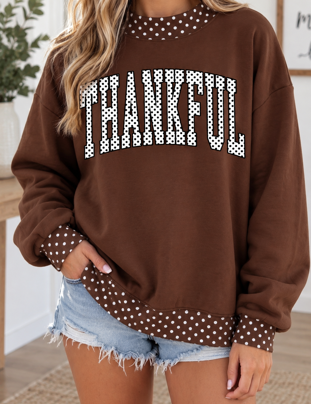 Brown_Polka_Dot_Thankful_Sweatshirt.png