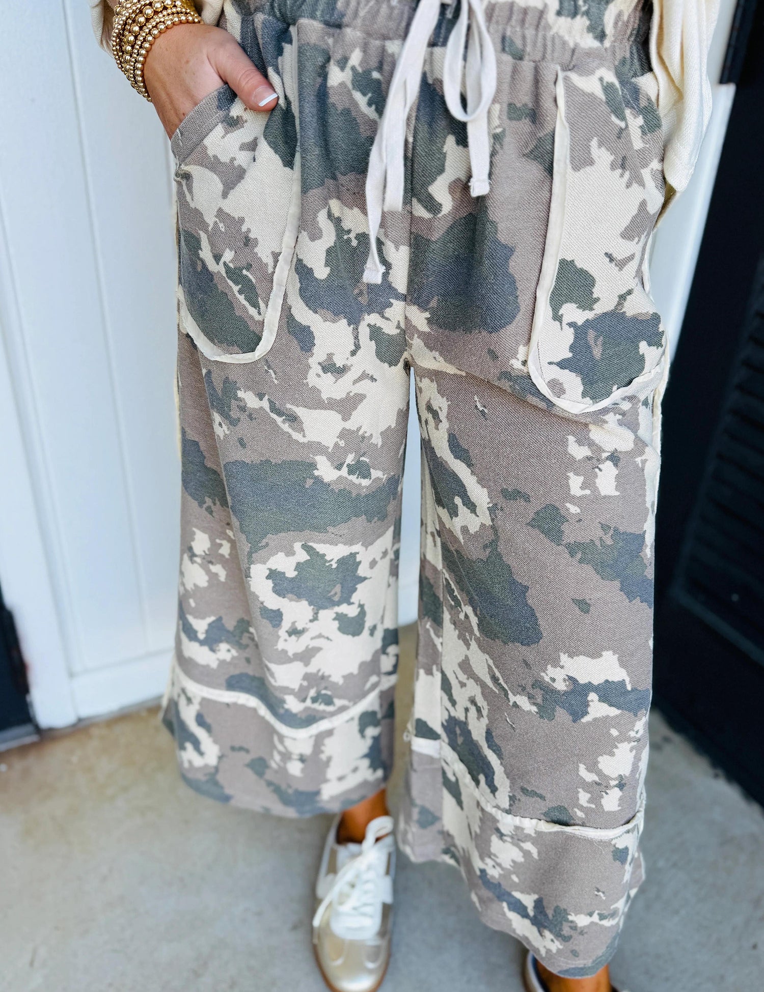 Camo_Raw_Edge_Loose_Pants.jpg
