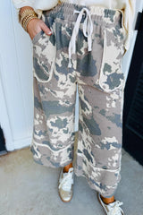 Camo Raw Edge Loose Pants