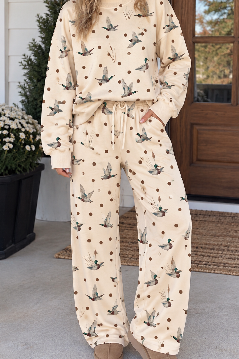 Polka_Dot_Mallard_Pullover_Set.png