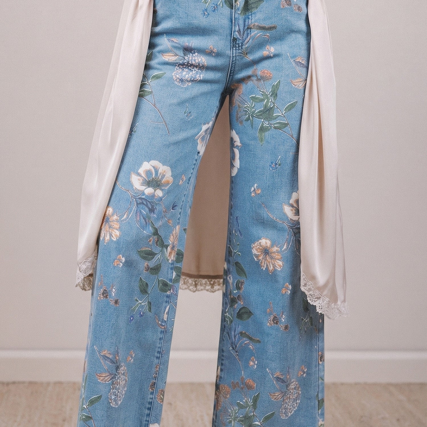 RetroFloralFrayedHemJeans.jpg
