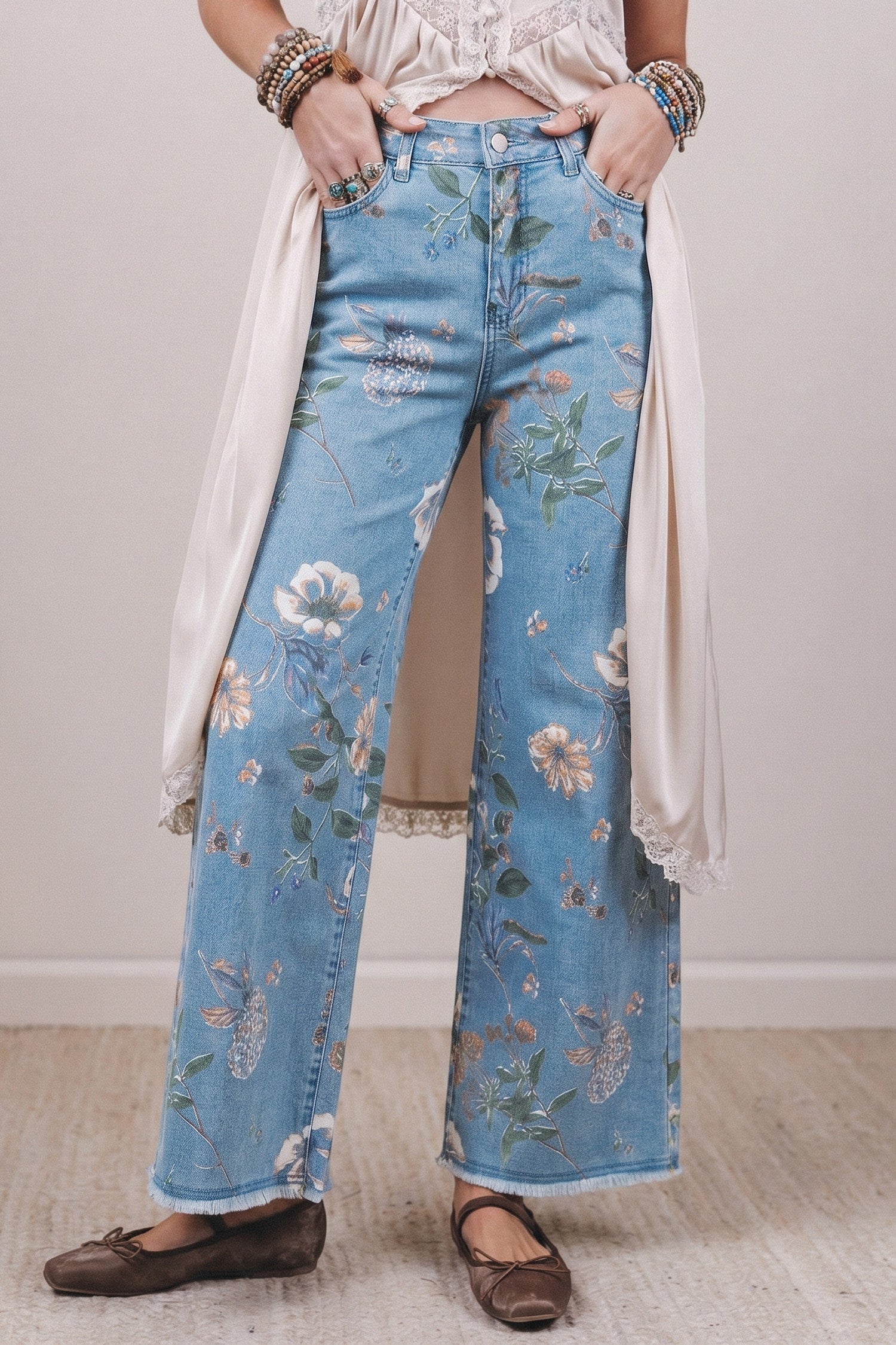 Retro Floral Frayed Hem Jeans