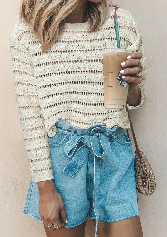 WHITE HOLLOW KNIT SWEATER-OOTD