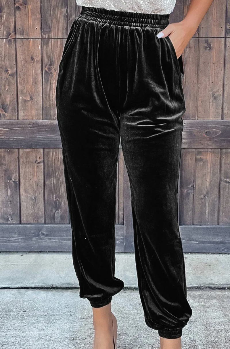 BLACK VELVET JOGGERS OOTD